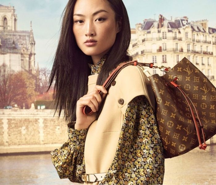 Luôn vui tươi cùng với Louis Vuitton