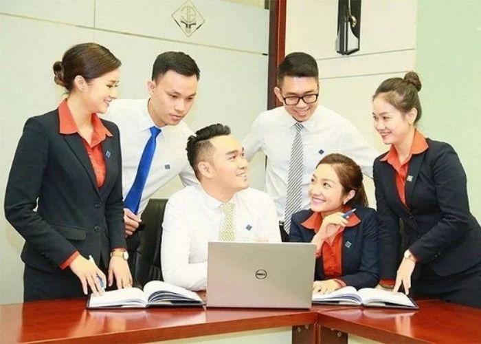 Đồng phục ngân hàng Sacombank chuyên nghiệp