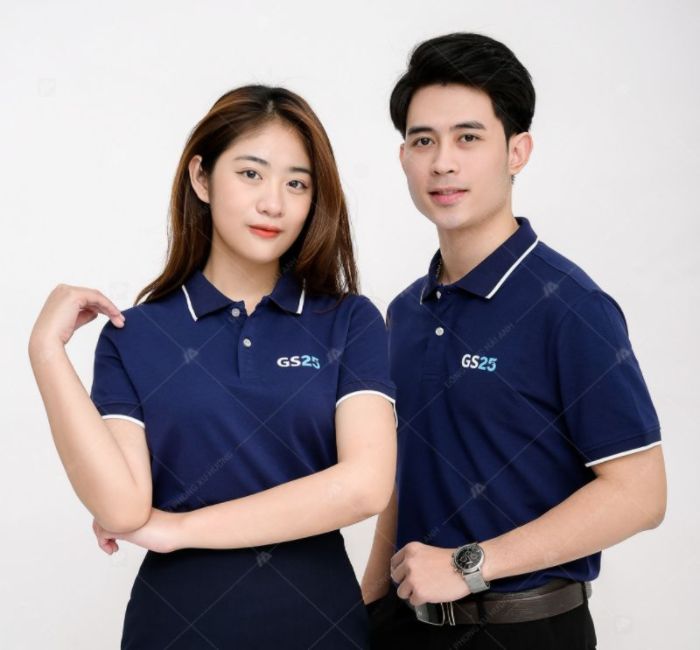 Mẫu áo polo mang lại vẻ chỉnh chu cho nhân viên