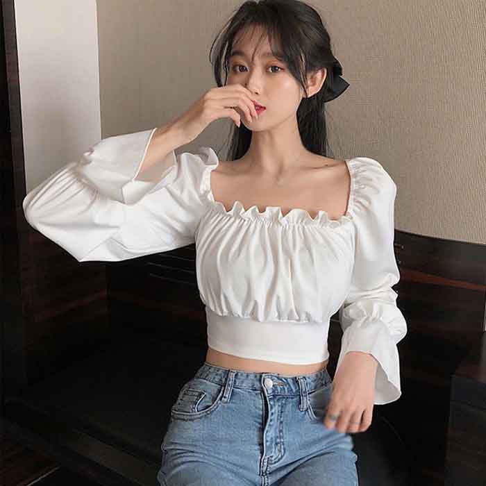 Croptop tay phồng cách điệu mang nét dịu dàng